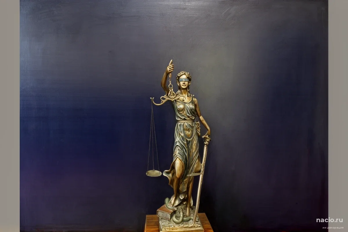 В Костроме мигрант лишился паспорта РФ из-за одного визита в военкомат